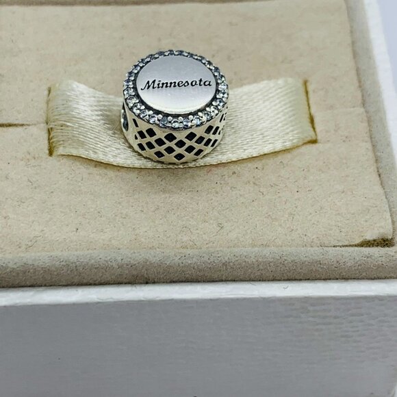 🔥🔥Pandora Minnesota Exclusive Showy Ladies Slipper State Flower Charm - Picture 6 of 7